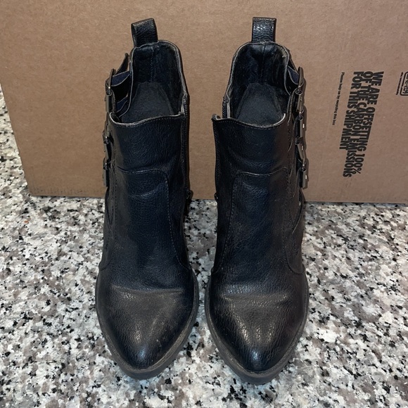 Booties - Picture 3 of 7